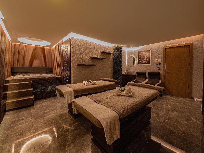 Radisson Hotel Istanbul Harbiye image