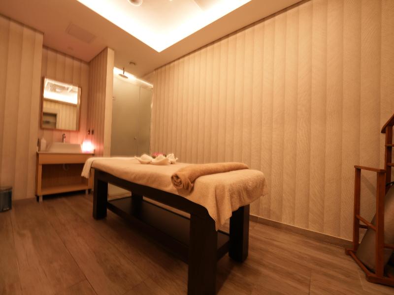 Radisson Hotel Istanbul Harbiye image