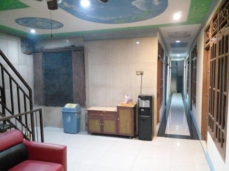 Hotel Alifah 1 by ZUZU image