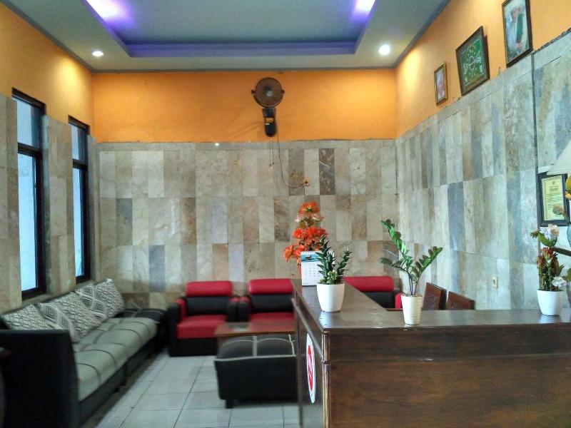 Hotel Alifah 2 by ZUZU image