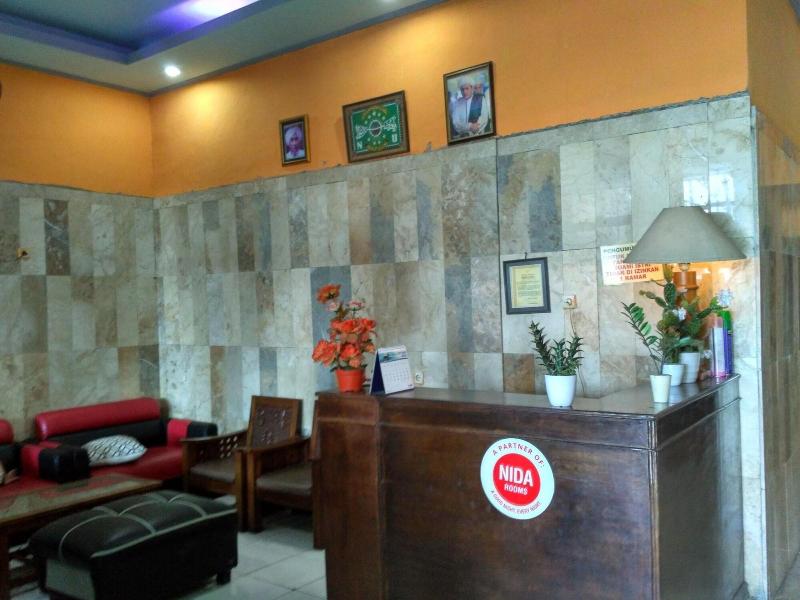 Hotel Alifah 2 by ZUZU image