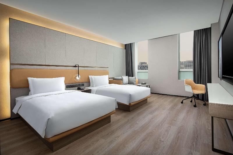 Microtel by Wyndham Tianjin image