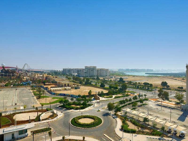 DoubleTree by Hilton Abu Dhabi Yas Island Residenc image