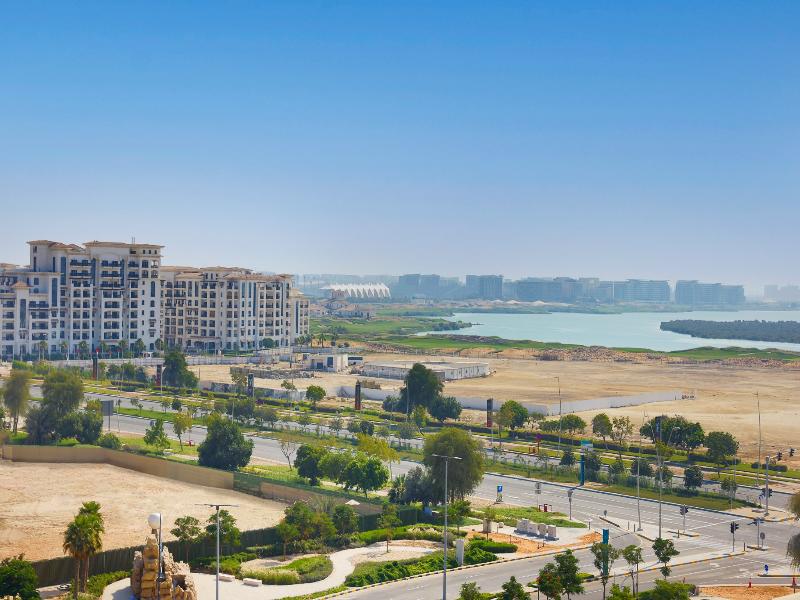 DoubleTree by Hilton Abu Dhabi Yas Island Residenc image