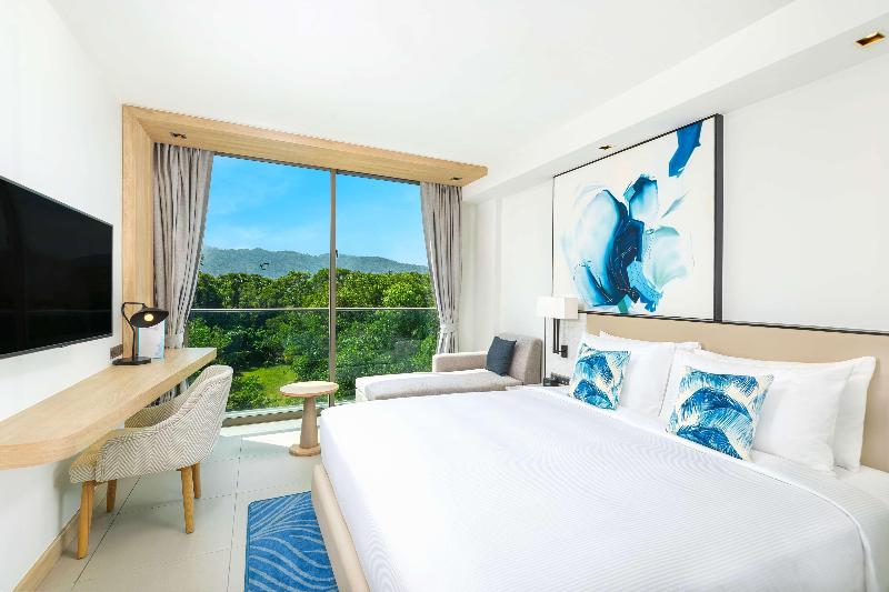 Hilton Garden Inn Phuket Bang Tao image