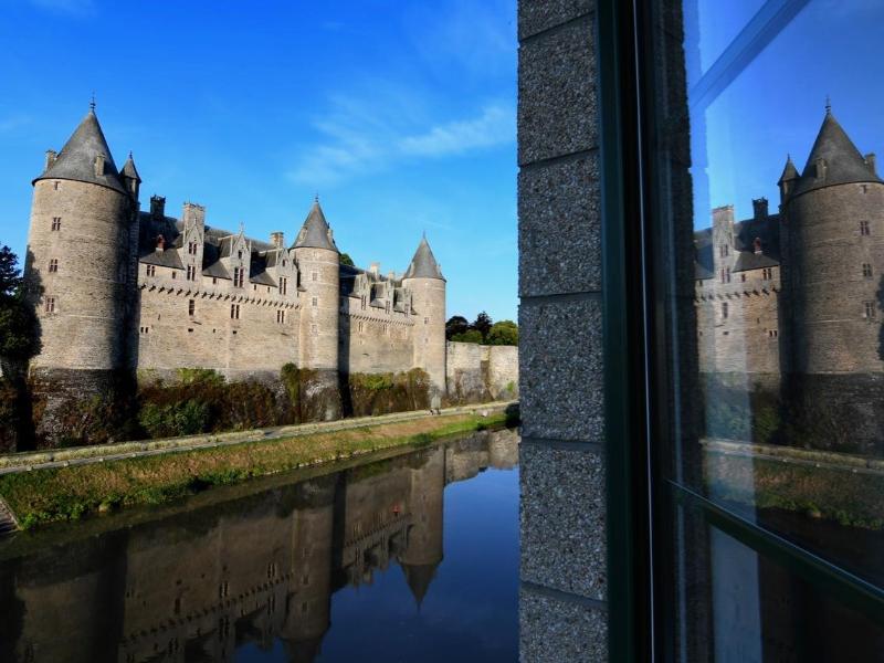 Logis Hotel du Chateau image