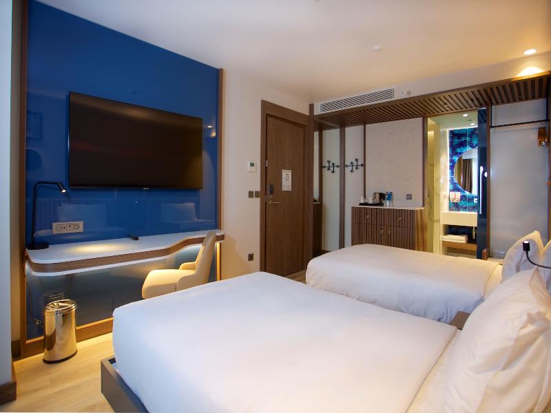 Hampton by Hilton Istanbul Old City image