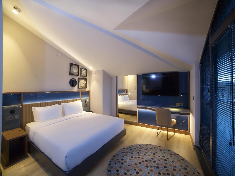 Hampton by Hilton Istanbul Old City image