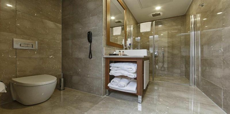 Royal Sweet Hotel image