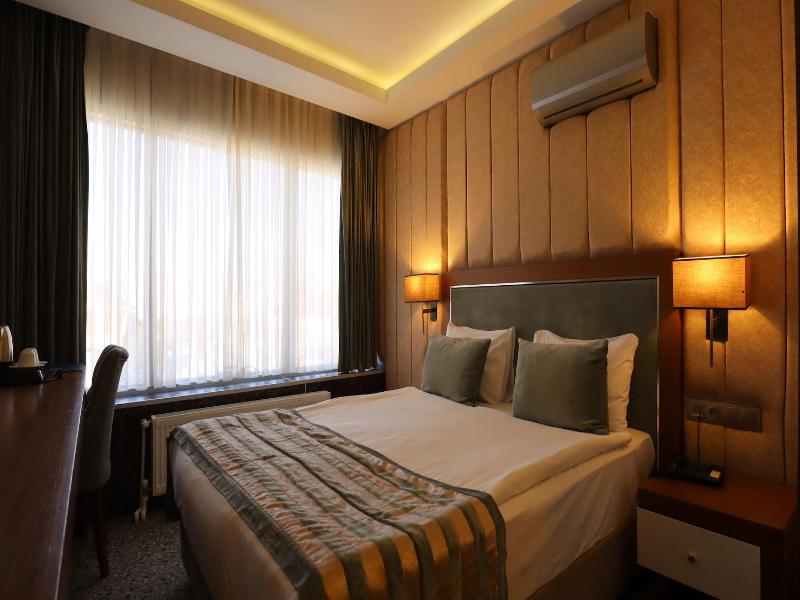 Royal Sweet Hotel image