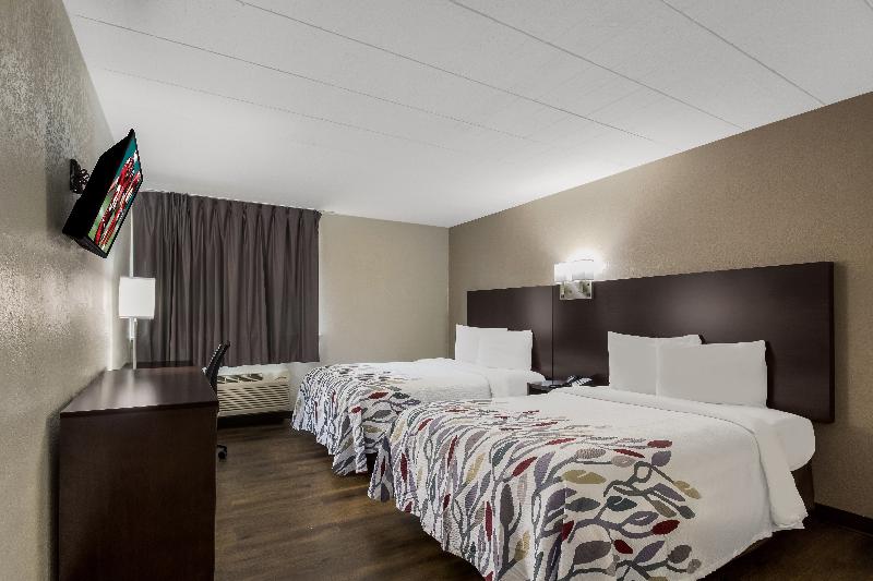 Red Roof Inn New Stanton image
