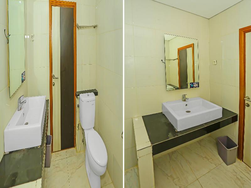 Super Oyo Townhouse Oak Ht Fiducia Pondok Gede image