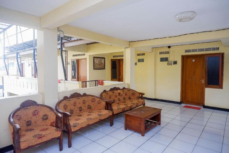 Formerly RedDoorz Syariah near GOR Satria 4 image