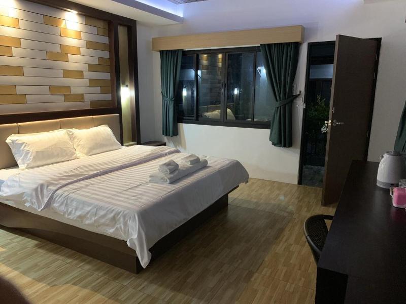 Thalang Resort image