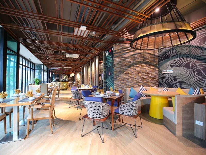 FLC City Hotel Beach Quy Nhon image