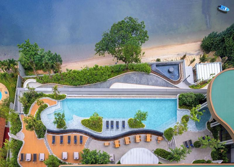 S. Sriracha Hotel & Residence image