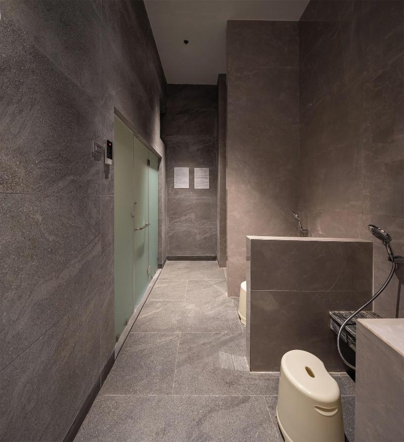 S. Sriracha Hotel & Residence image