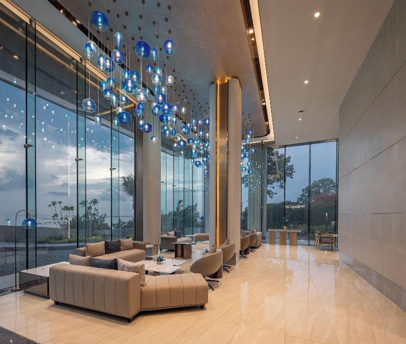 S. Sriracha Hotel & Residence image