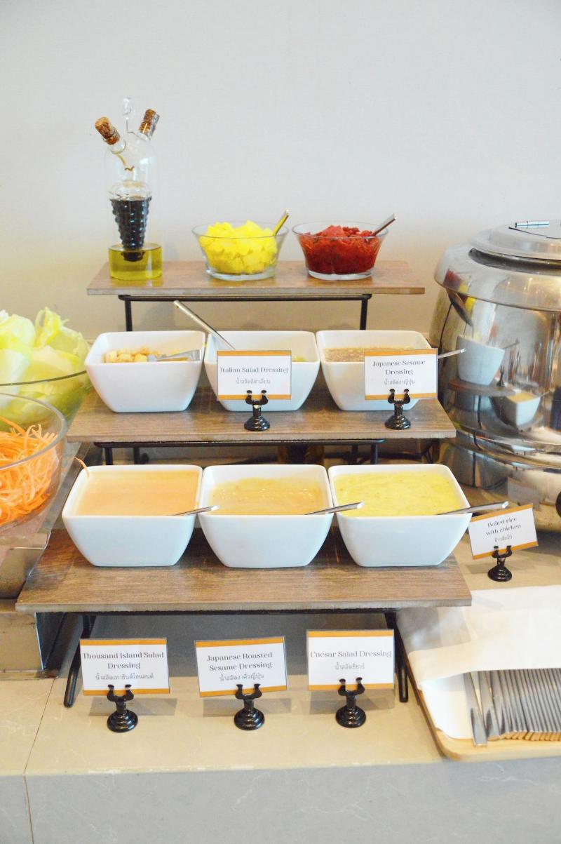 S. Sriracha Hotel & Residence image