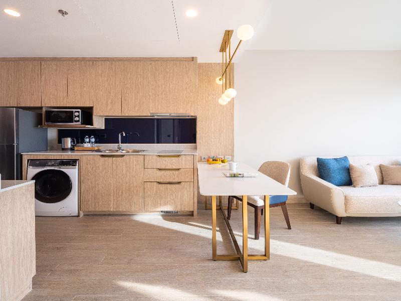 S. Sriracha Hotel & Residence image