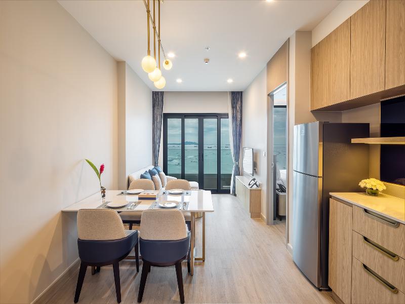 S. Sriracha Hotel & Residence image