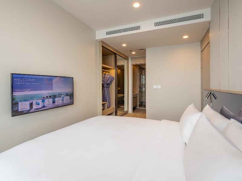 S. Sriracha Hotel & Residence image