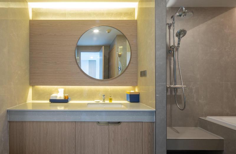 S. Sriracha Hotel & Residence image