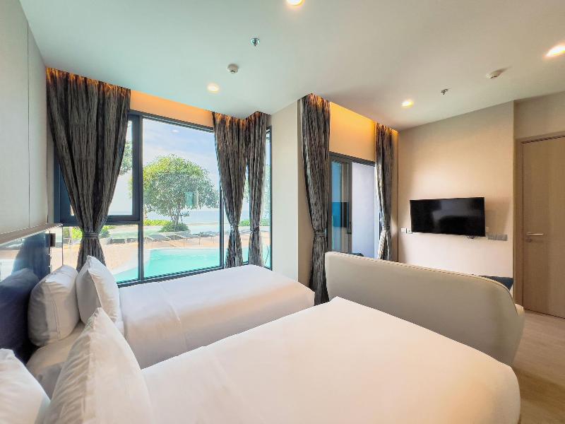 S. Sriracha Hotel & Residence image