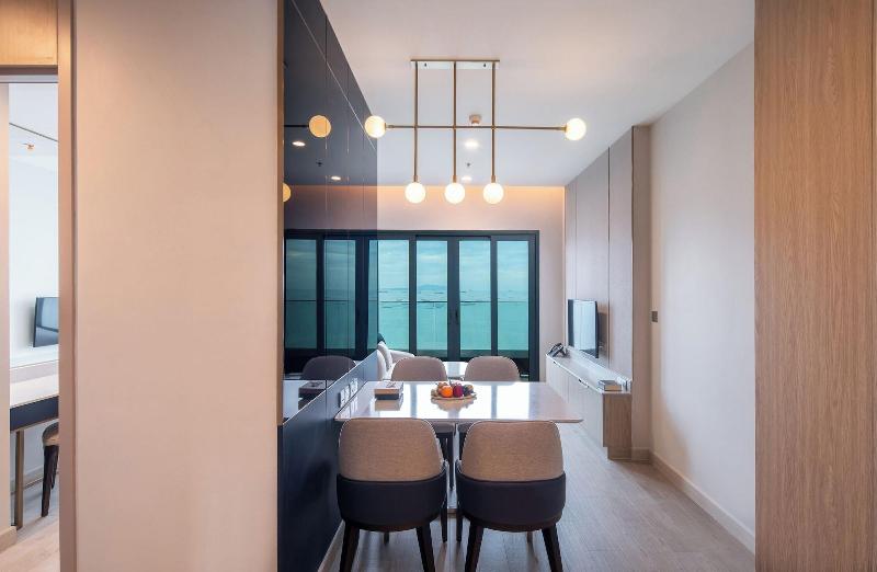 S. Sriracha Hotel & Residence image