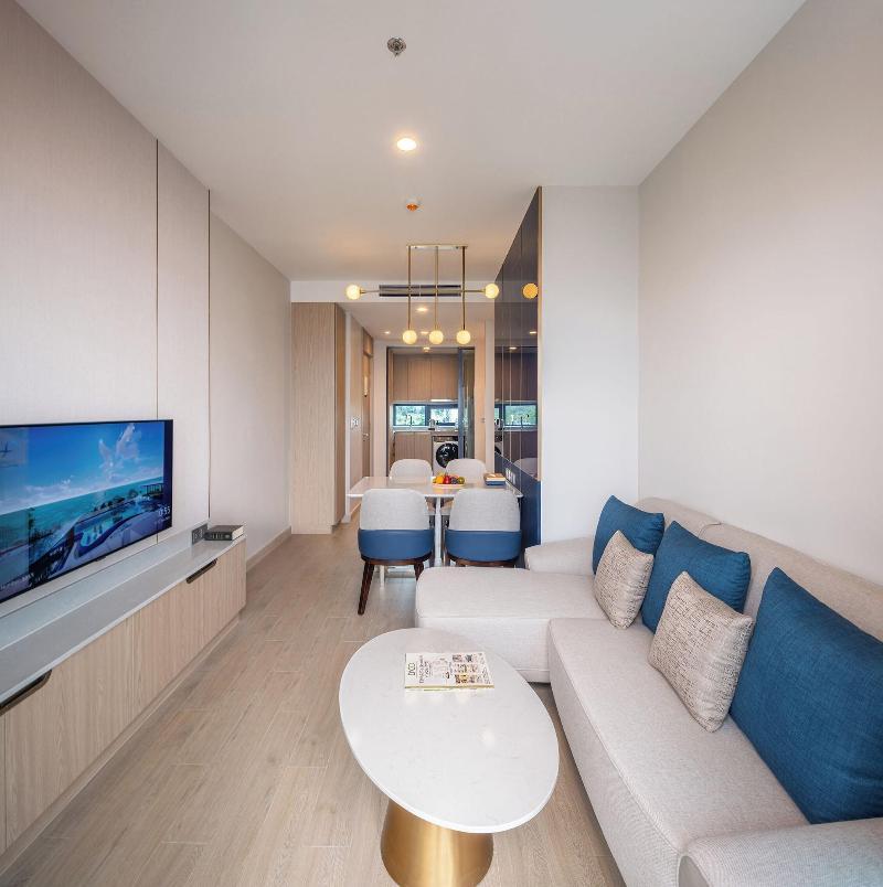 S. Sriracha Hotel & Residence image