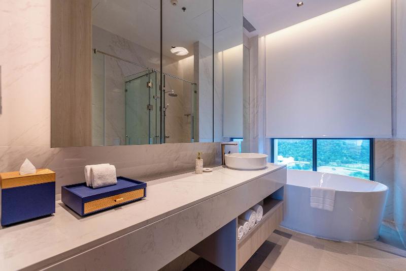 S. Sriracha Hotel & Residence image