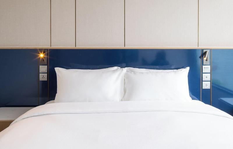 S. Sriracha Hotel & Residence image