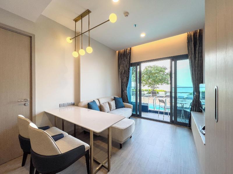 S. Sriracha Hotel & Residence image