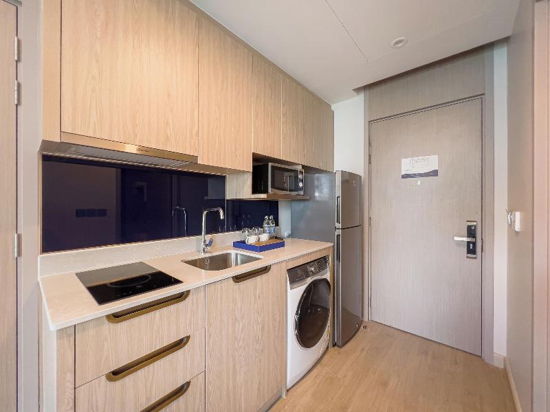 S. Sriracha Hotel & Residence image