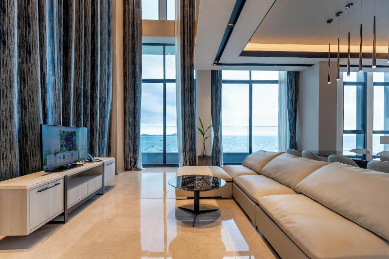 S. Sriracha Hotel & Residence image
