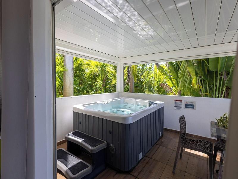 Majesty Palm Hotel Spa image
