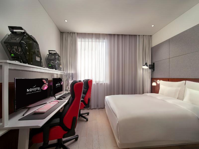 Novotel Shanghai Hongqiao Exhibition Center 4