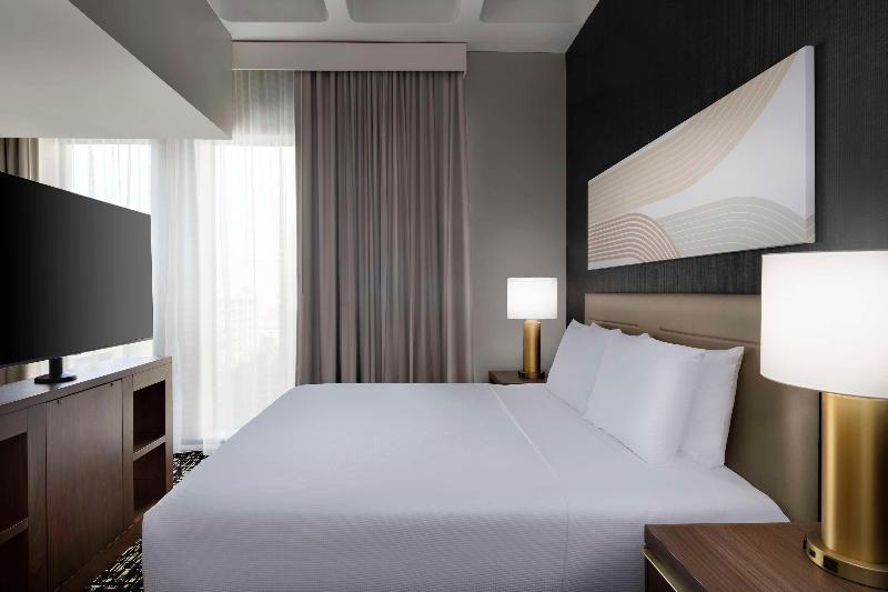 Hyatt House LAX / Century Blvd image