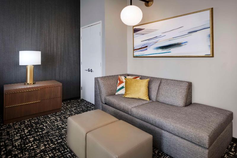 Hyatt House LAX / Century Blvd image
