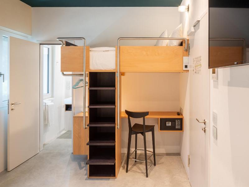 Riva Rooms & Studios image