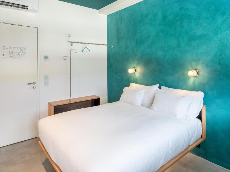 Riva Rooms & Studios image
