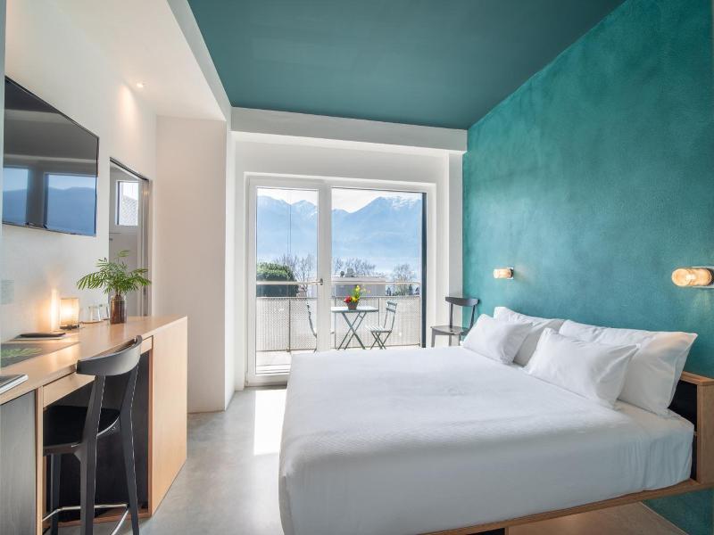 Riva Rooms & Studios image