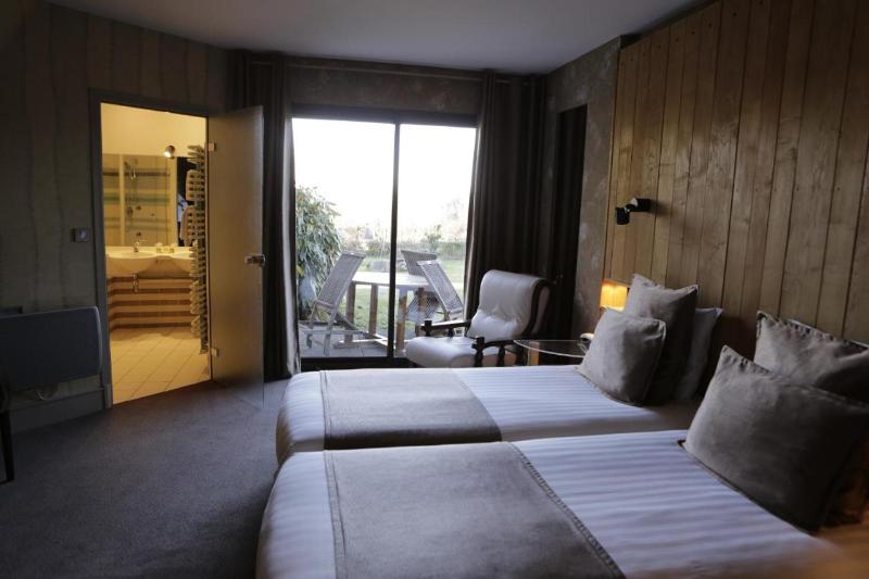 Logis Auberge du Barrez image