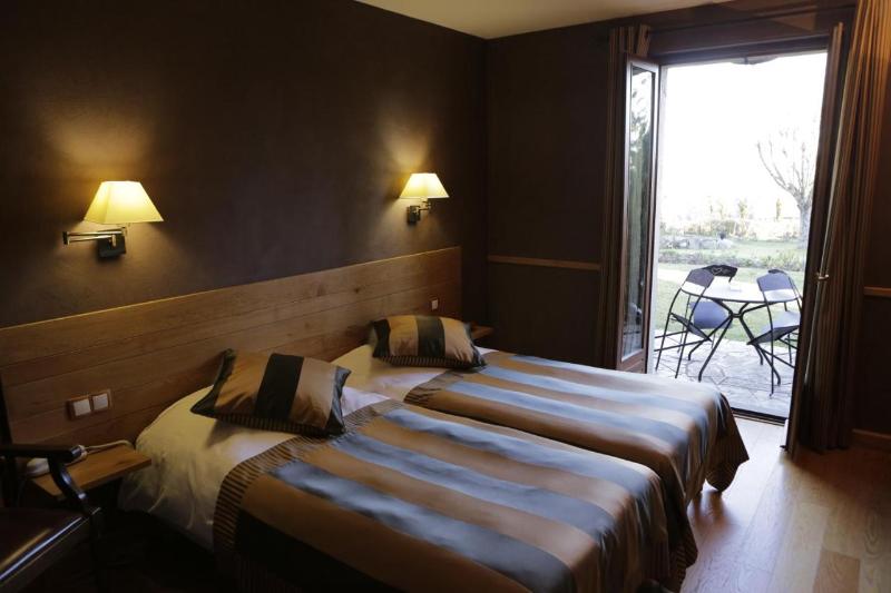 Logis Auberge du Barrez image