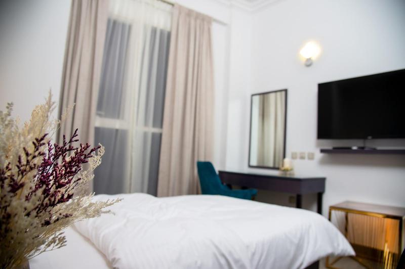 Garden City Hotel image