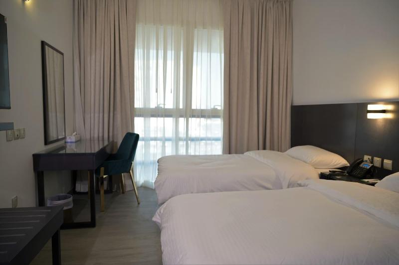 Garden City Hotel image