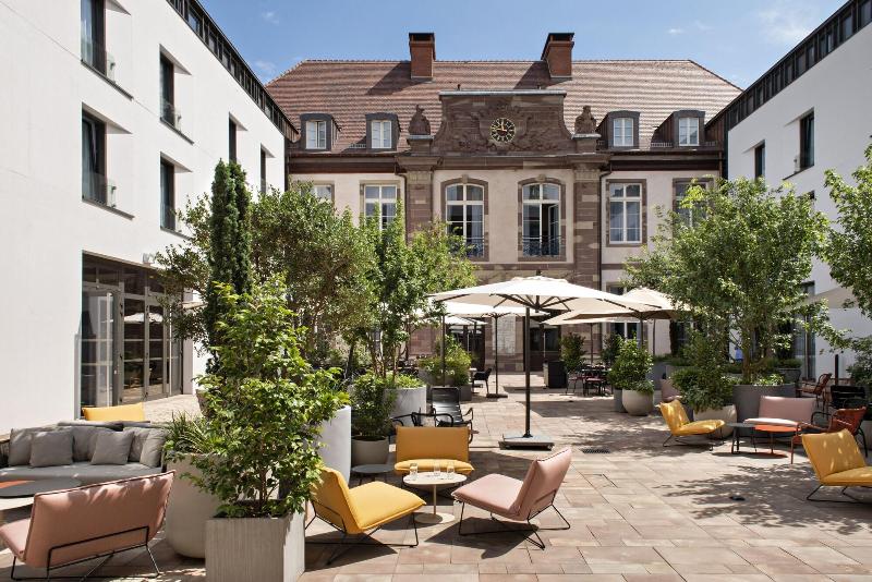 Hotel Leonor the place to live 3