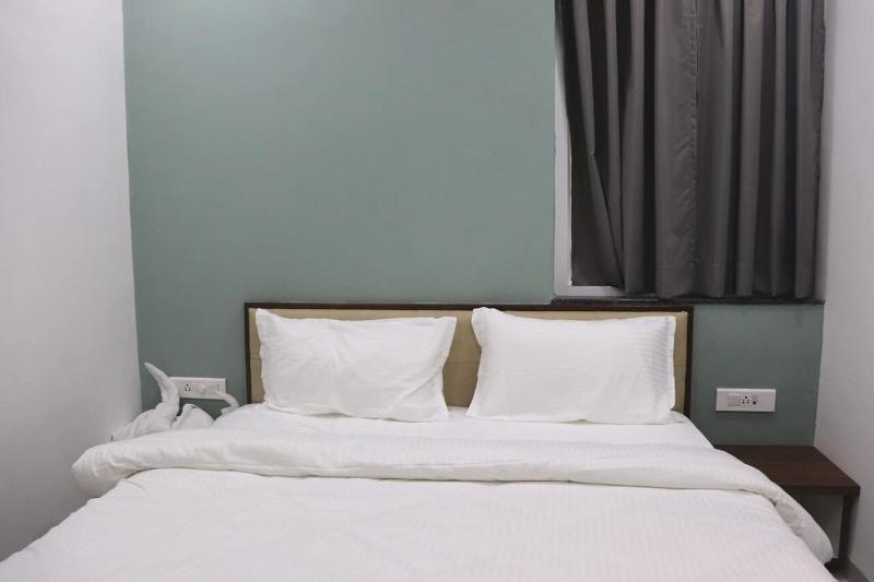 Sharman Suites image