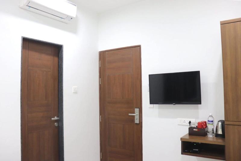 Sharman Suites image