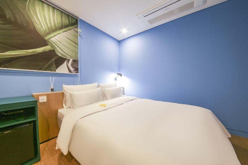 Hotel raza b image